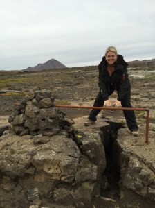 One foot on each tectonic plate- one on the north american plate and the other on the eurasian plate! 